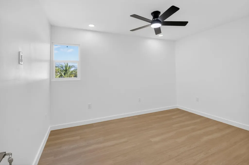 379 NW 23rd Street Boca Raton FL 33431