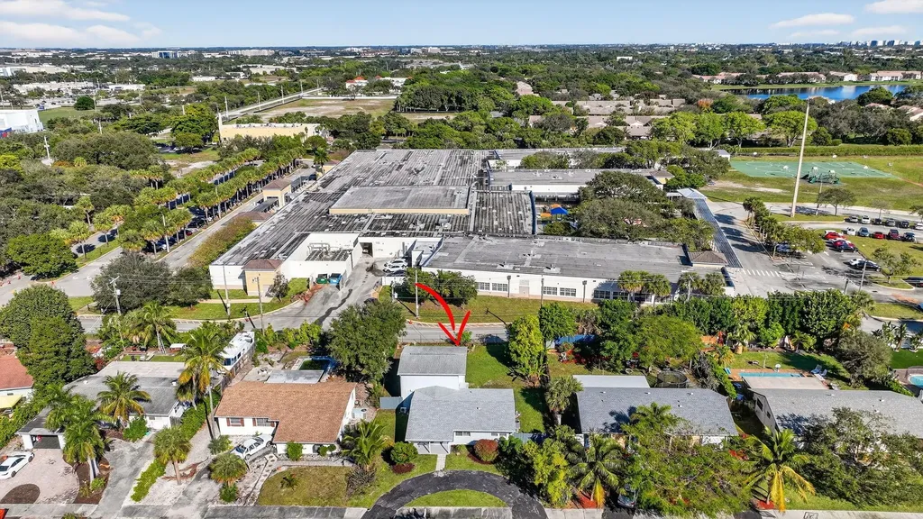 379 NW 23rd Street Boca Raton FL 33431