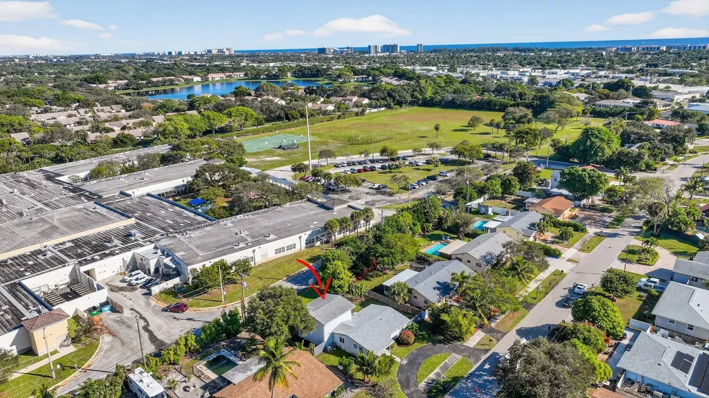379 NW 23rd Street Boca Raton FL 33431