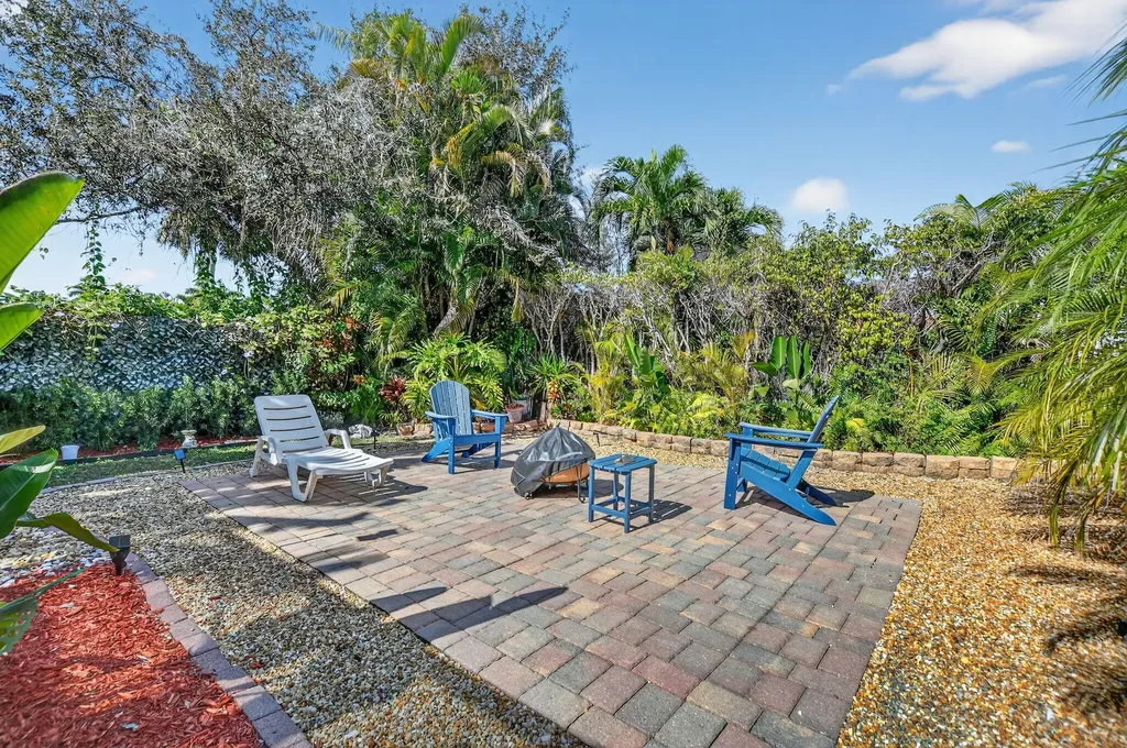 19815 Sedgefield Terrace Boca Raton FL 33498