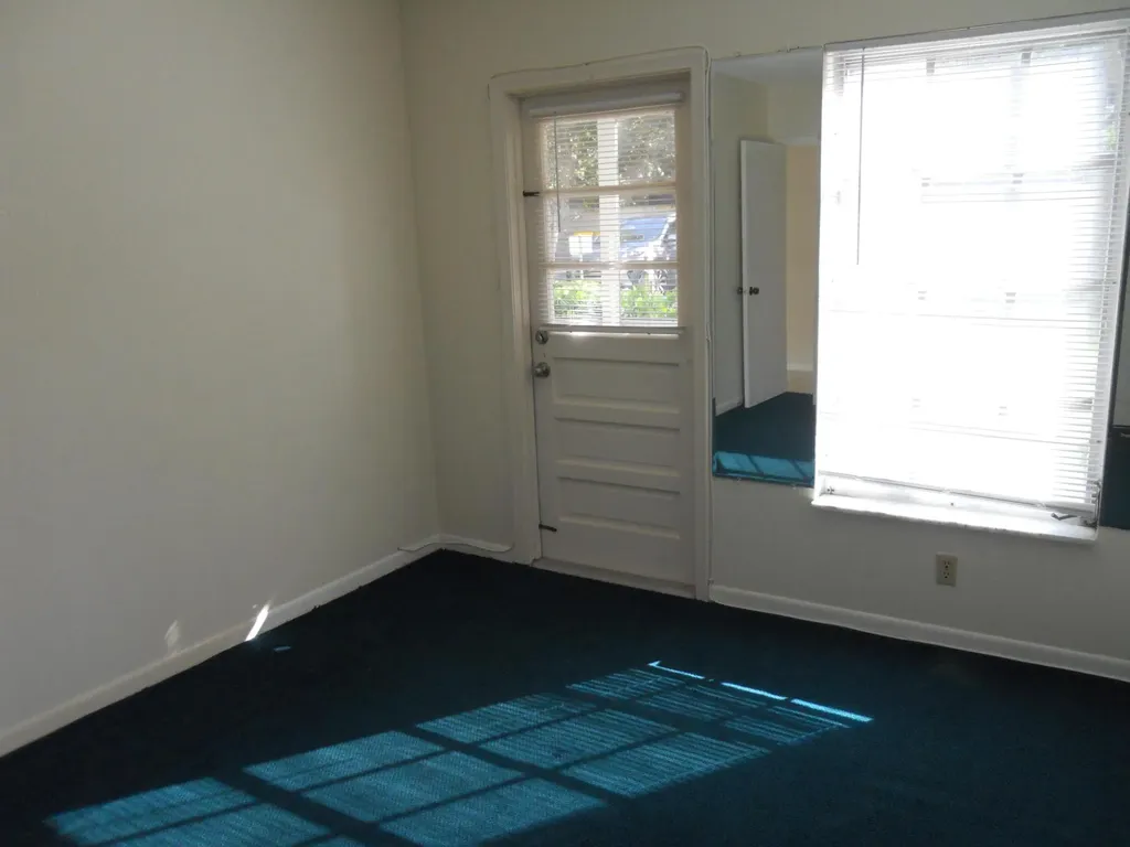 250 NE 20 Street Boca Raton FL 33431