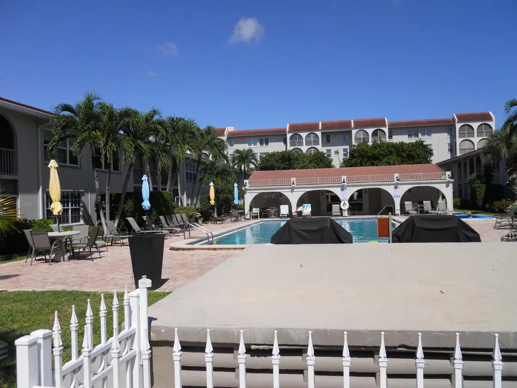250 NE 20 Street Boca Raton FL 33431