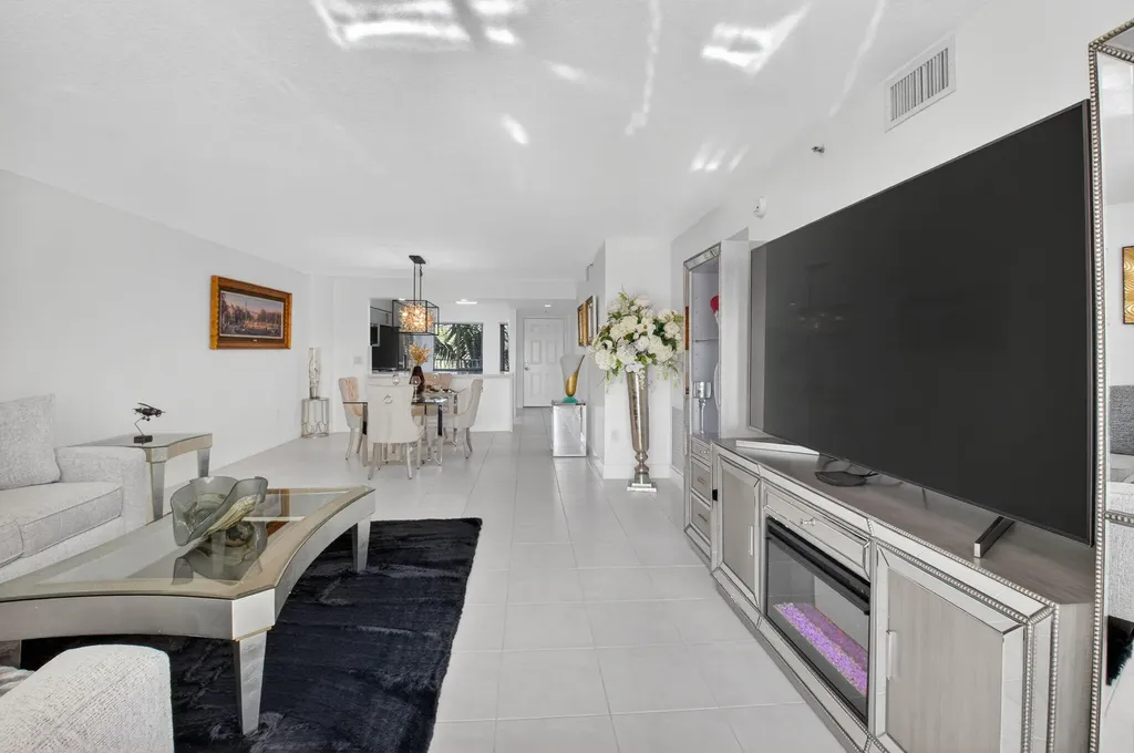 5778 Crystal Shores Drive Boynton Beach FL 33437