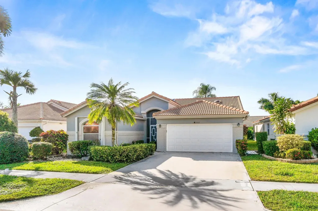 9707 Harbour Lake Circle Boynton Beach FL 33437