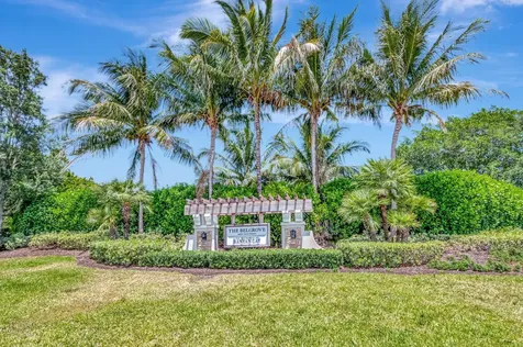 2828 Gin Berry Way West Palm Beach FL 33401