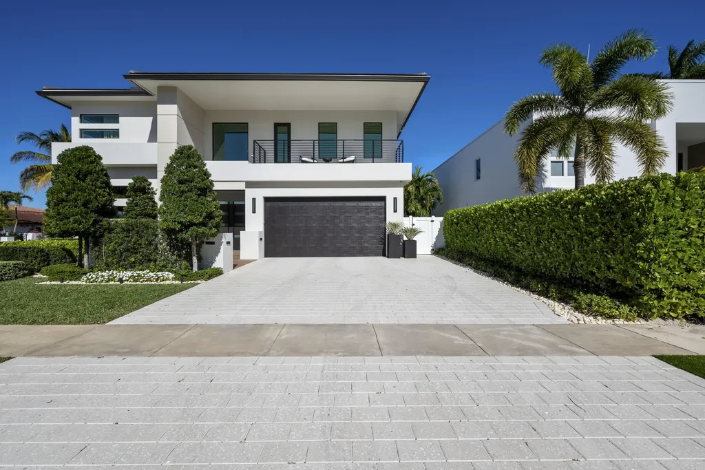 401 NE 2nd Street Boca Raton FL 33432