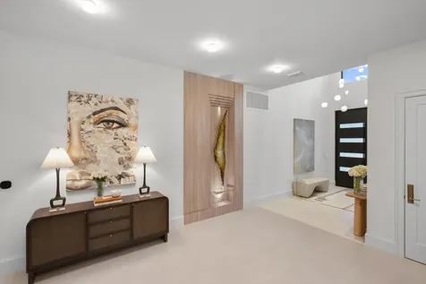 401 NE 2nd Street Boca Raton FL 33432