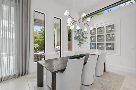 401 NE 2nd Street Boca Raton FL 33432