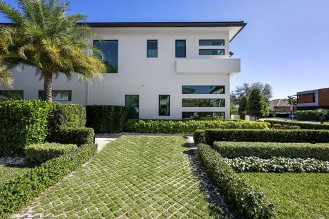 401 NE 2nd Street Boca Raton FL 33432