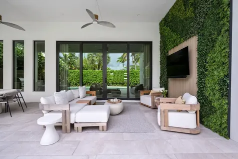 401 NE 2nd Street Boca Raton FL 33432