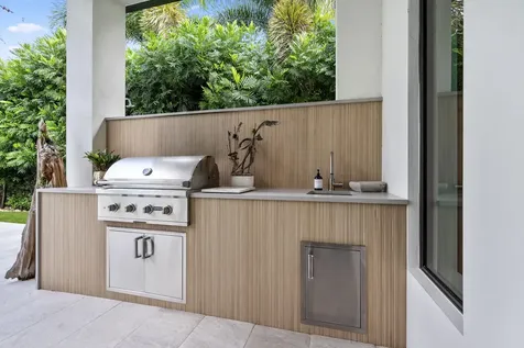 401 NE 2nd Street Boca Raton FL 33432