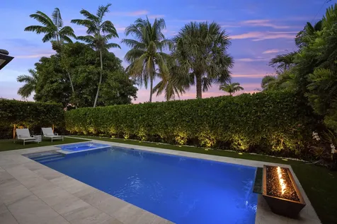 401 NE 2nd Street Boca Raton FL 33432