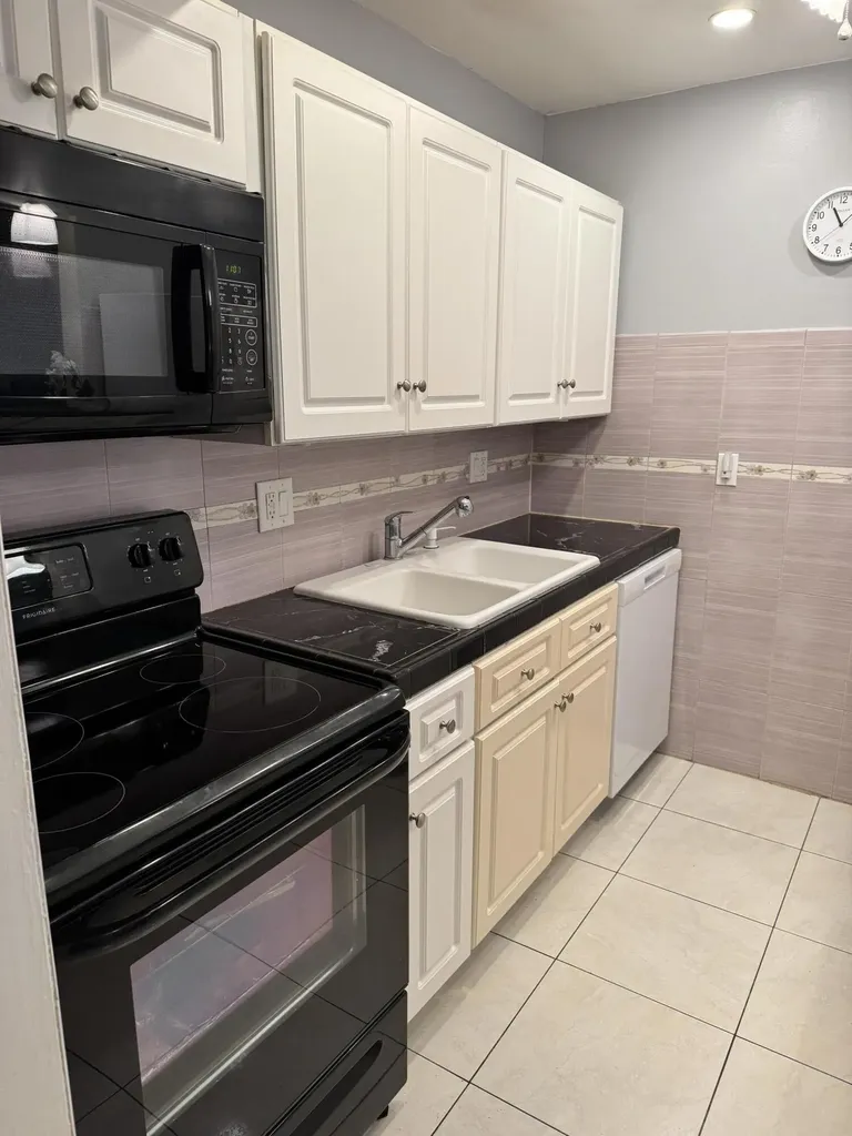 632 Snug Harbor Drive Boynton Beach FL 33435