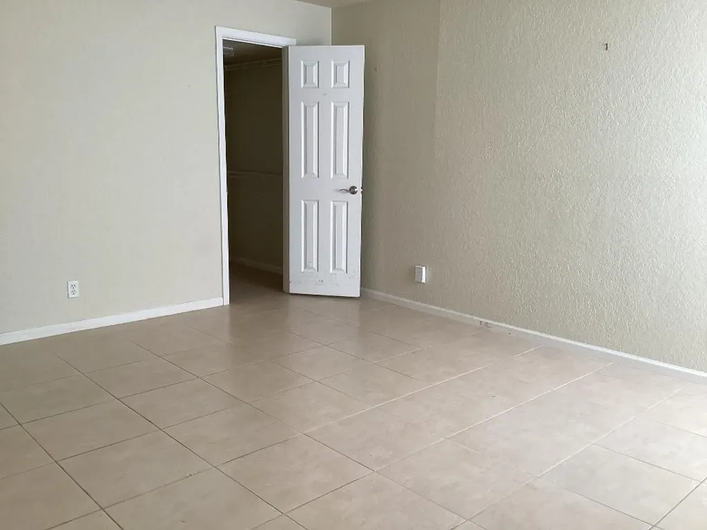 1000 Spanish River Road Boca Raton FL 33432