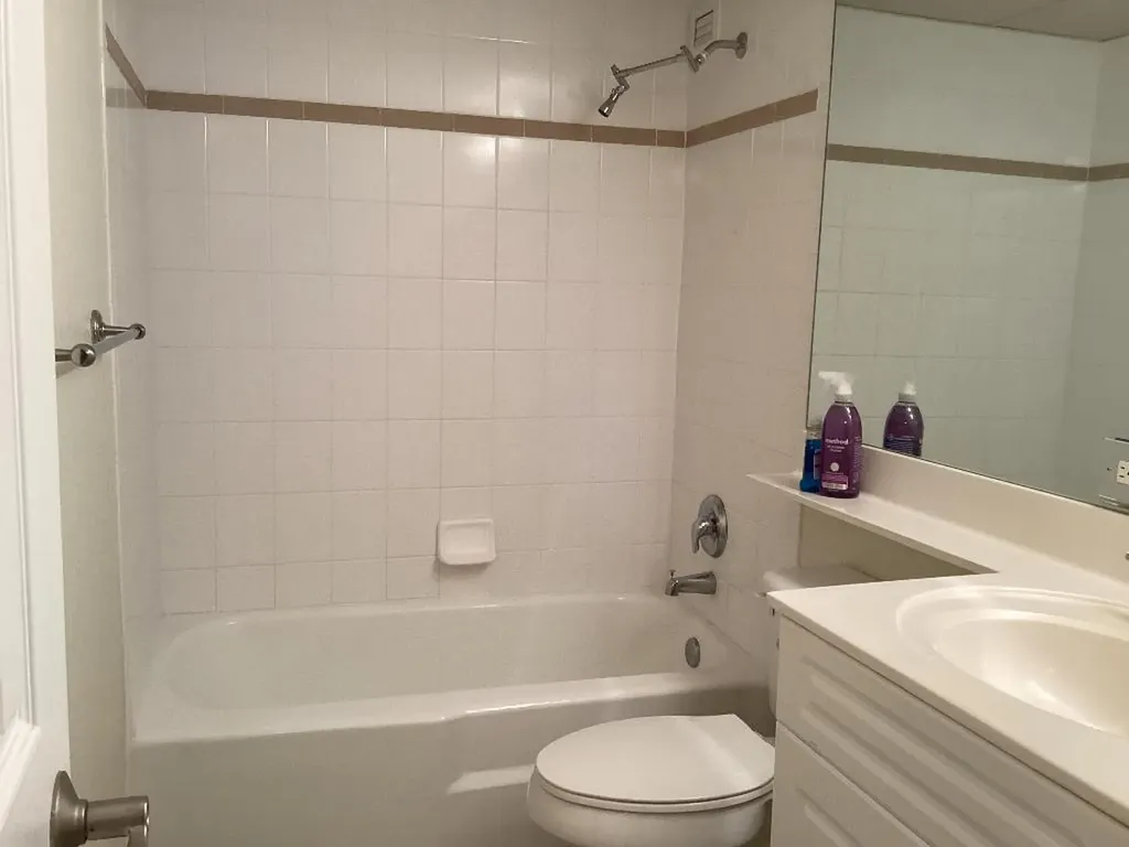 1000 Spanish River Road Boca Raton FL 33432