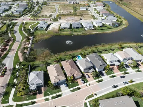 10717 Northbrook Circle Palm Beach Gardens FL 33412