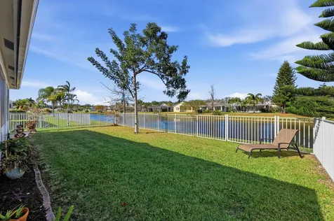 367 SW North Shore Boulevard Port St Lucie FL 34986