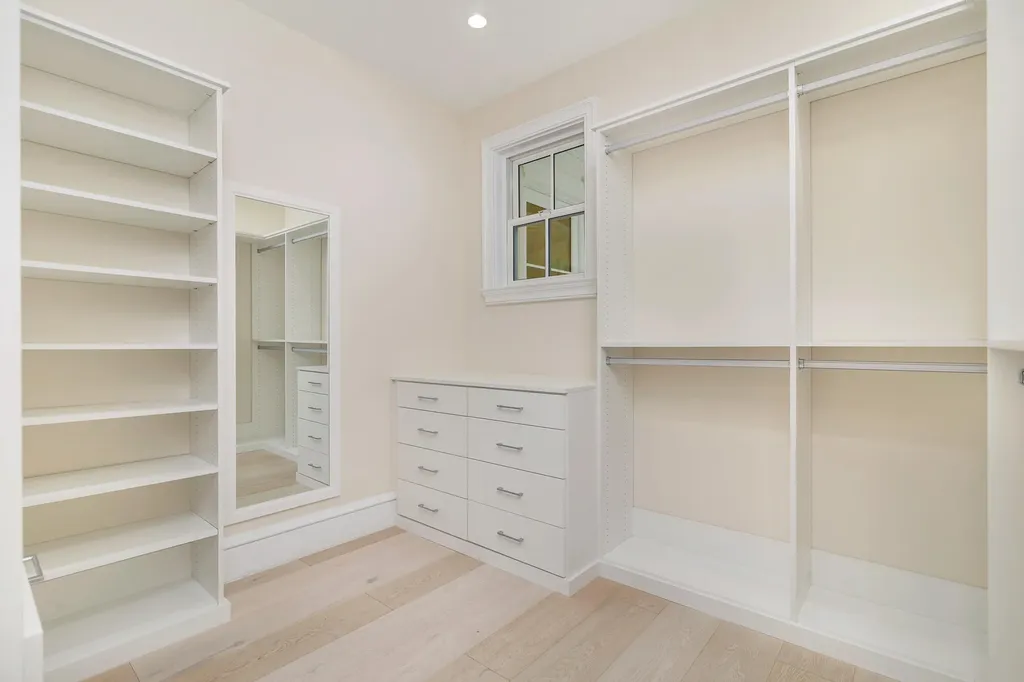 216 Sandpiper Drive Palm Beach FL 33480