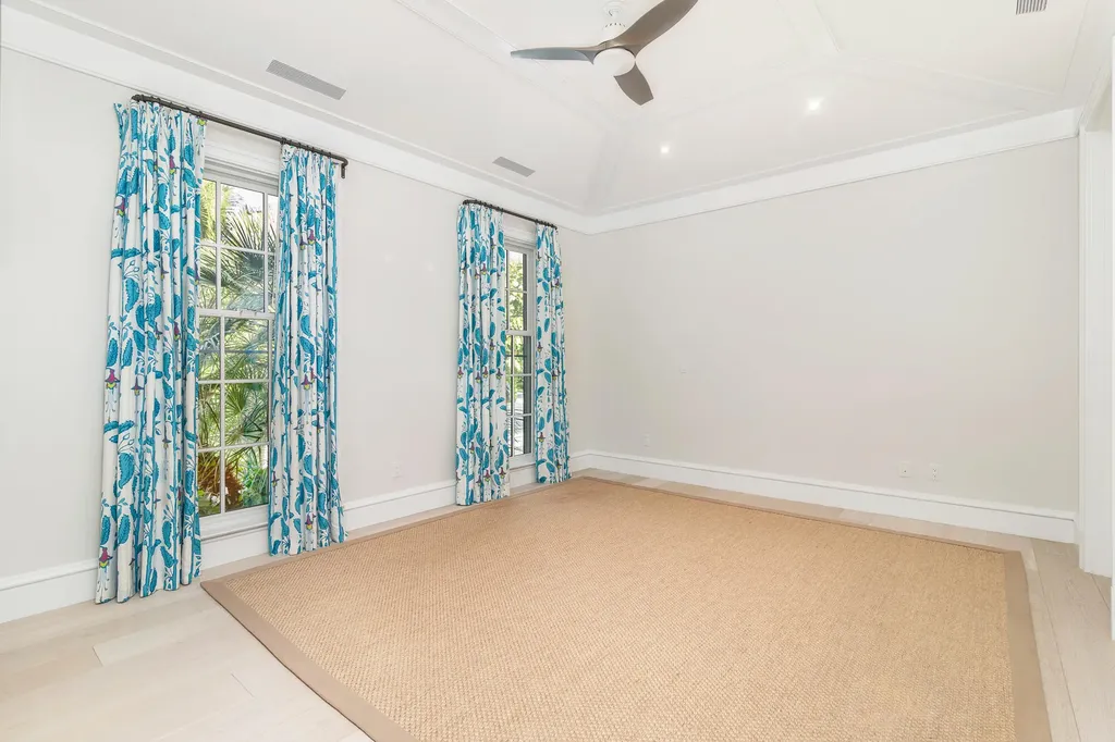 216 Sandpiper Drive Palm Beach FL 33480