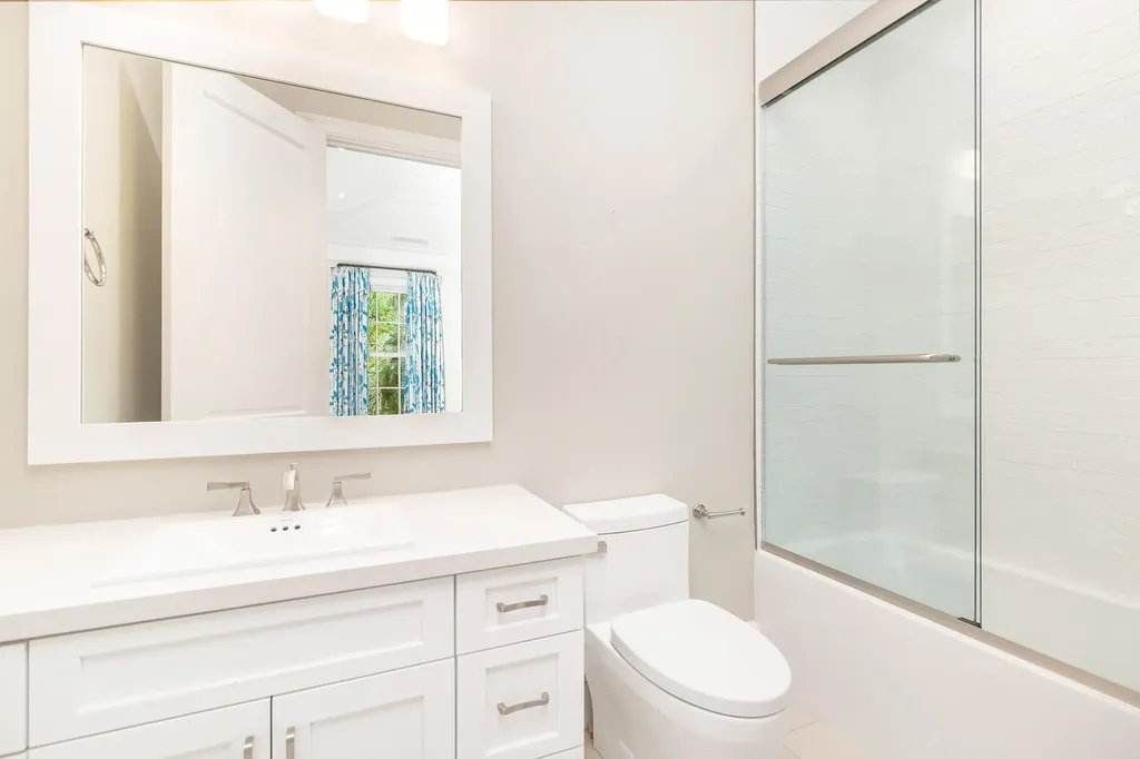 216 Sandpiper Drive Palm Beach FL 33480