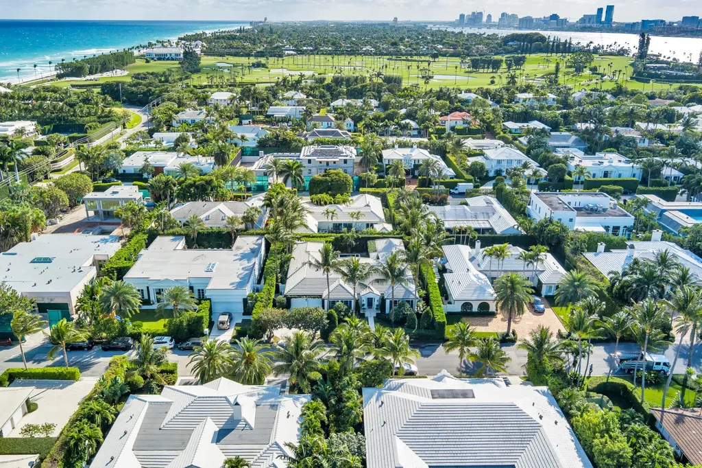 216 Sandpiper Drive Palm Beach FL 33480