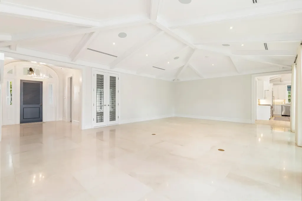 216 Sandpiper Drive Palm Beach FL 33480