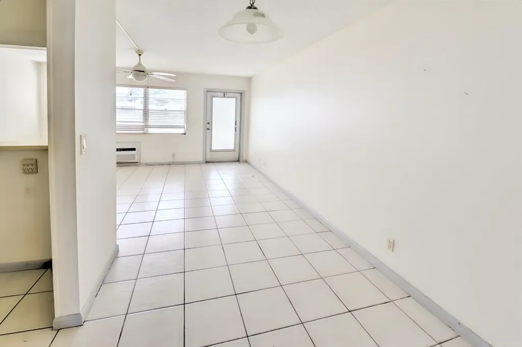 164 Andover G West Palm Beach FL 33417