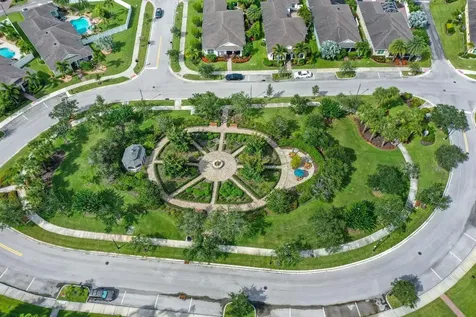 10575 SW Cam Run Port St Lucie FL 34987