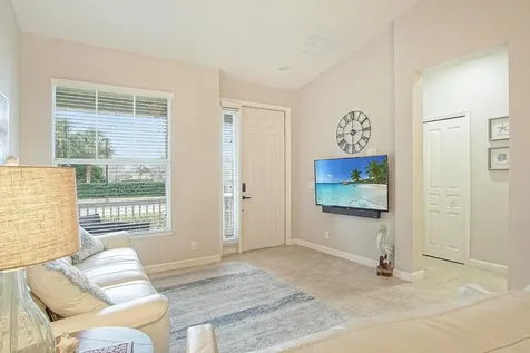 10575 SW Cam Run Port St Lucie FL 34987