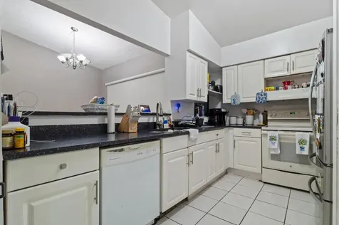 6194 Pine Tree Lane Tamarac FL 33319