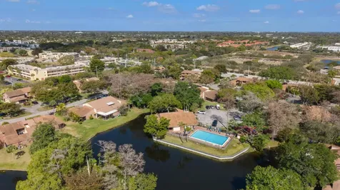 6194 Pine Tree Lane Tamarac FL 33319