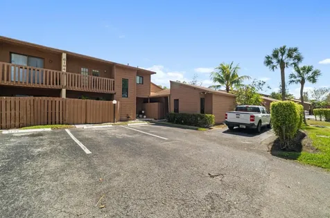 6194 Pine Tree Lane Tamarac FL 33319