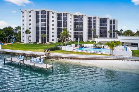 19800 Sandpointe Bay Drive Tequesta FL 33469