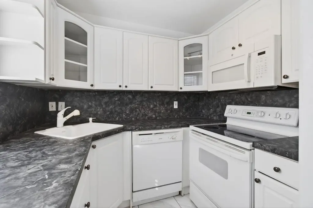 393 Flanders I Delray Beach FL 33484