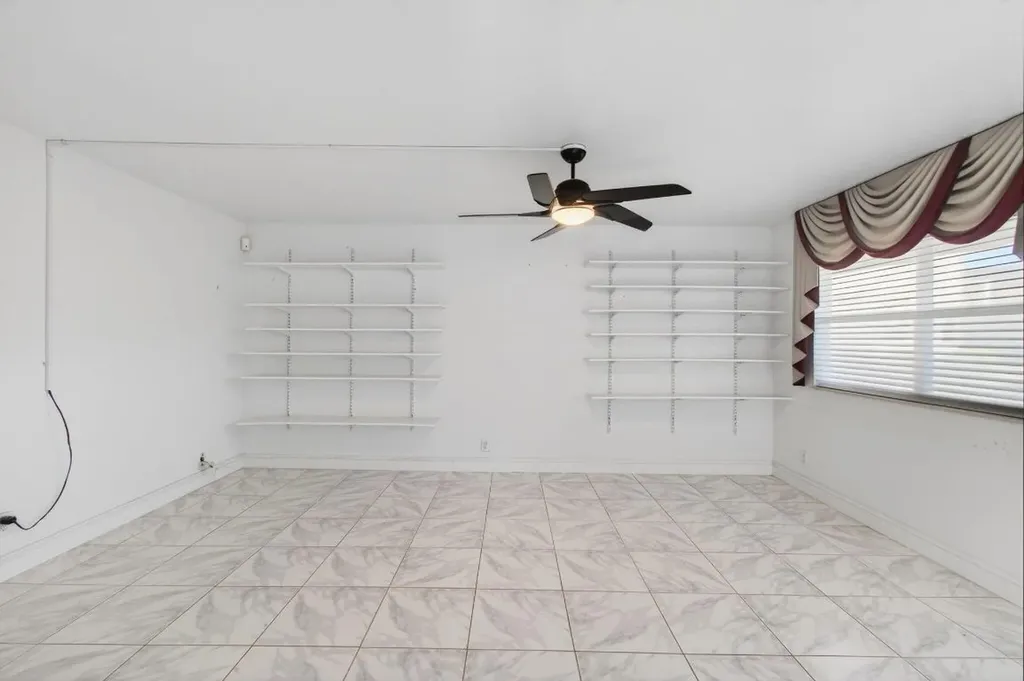 393 Flanders I Delray Beach FL 33484