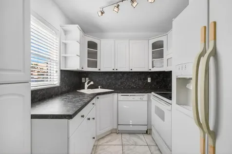 393 Flanders I Delray Beach FL 33484