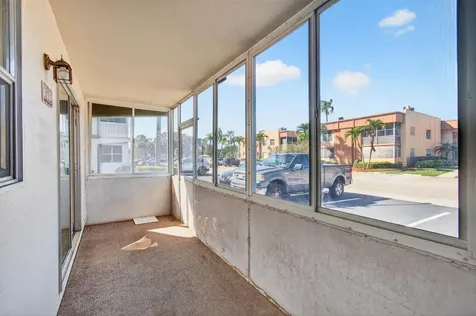 393 Flanders I Delray Beach FL 33484