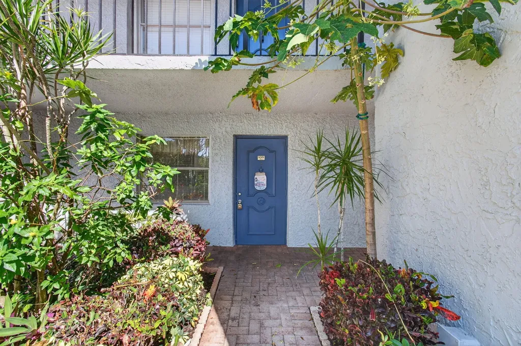 14701 Cumberland Drive Delray Beach FL 33446