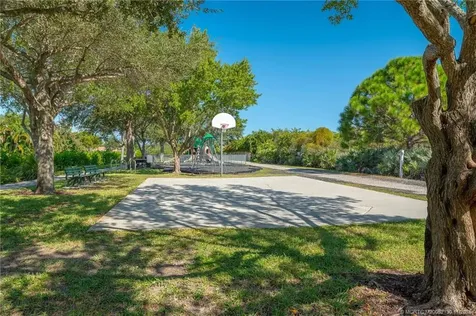 895 NW Sassafras Terrace Jensen Beach FL 34957