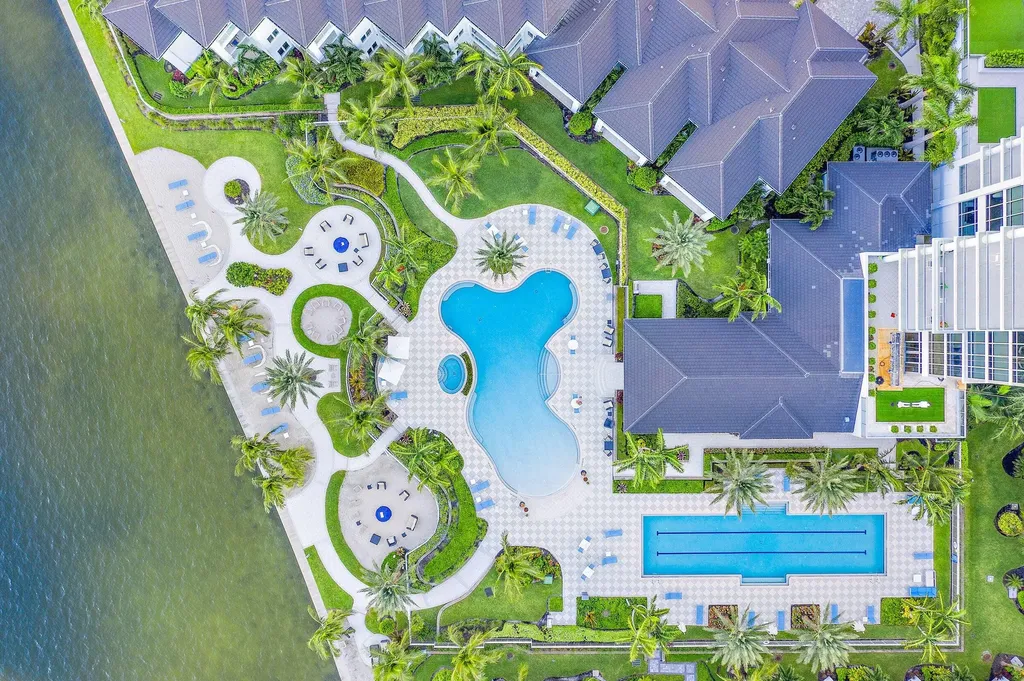 2 Water Club Way North Palm Beach FL 33408