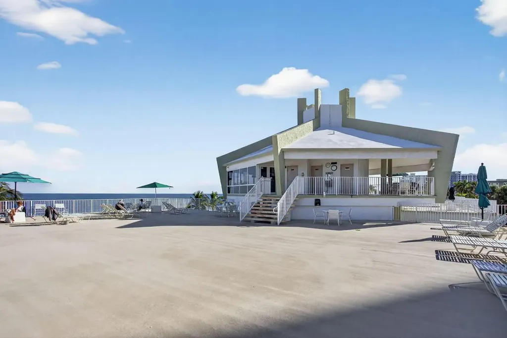 111 Briny Avenue Pompano Beach FL 33062