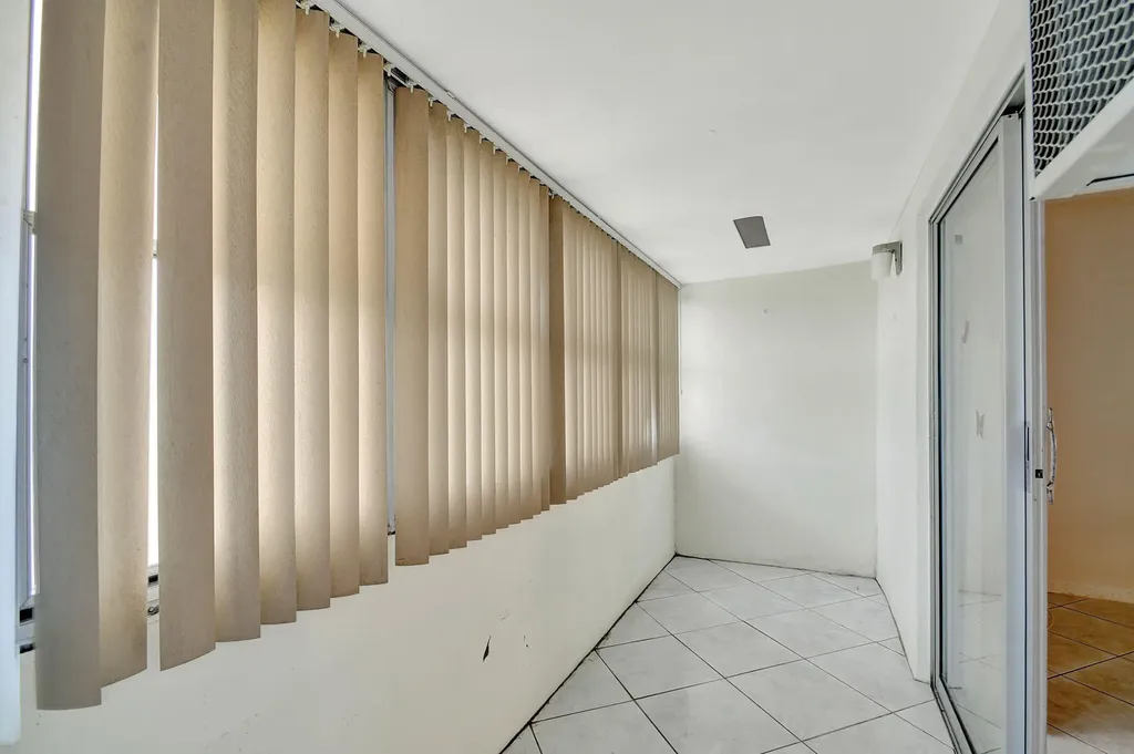 70 Camden C West Palm Beach FL 33417