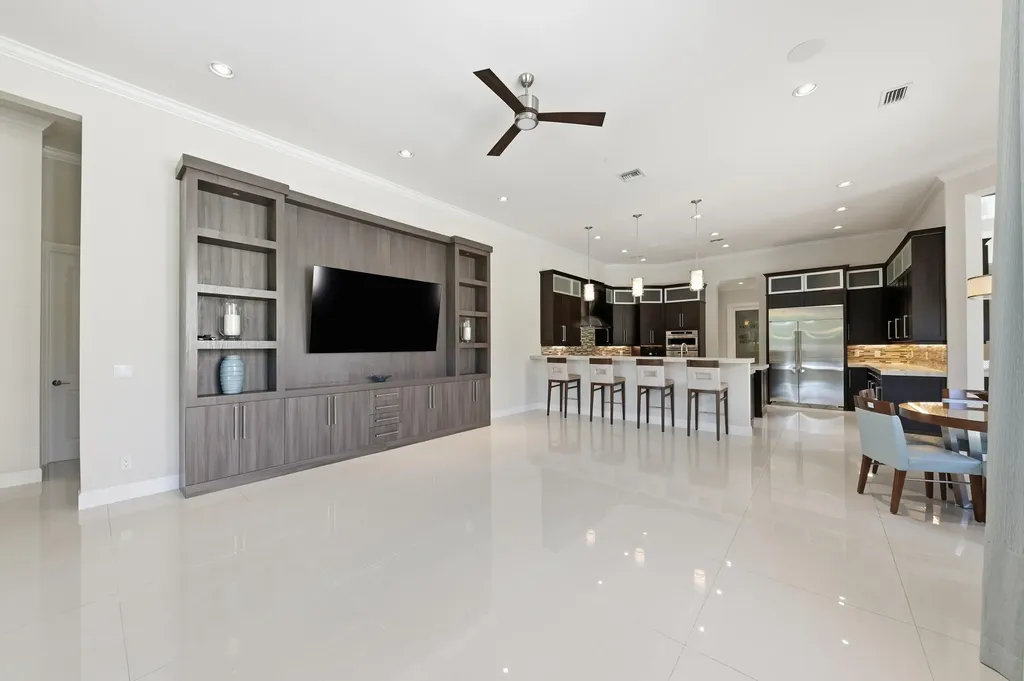 13550 Greentree Trail Wellington FL 33414