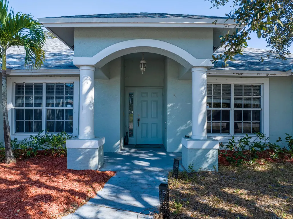 4501 SW Athena Drive Port St Lucie FL 34953