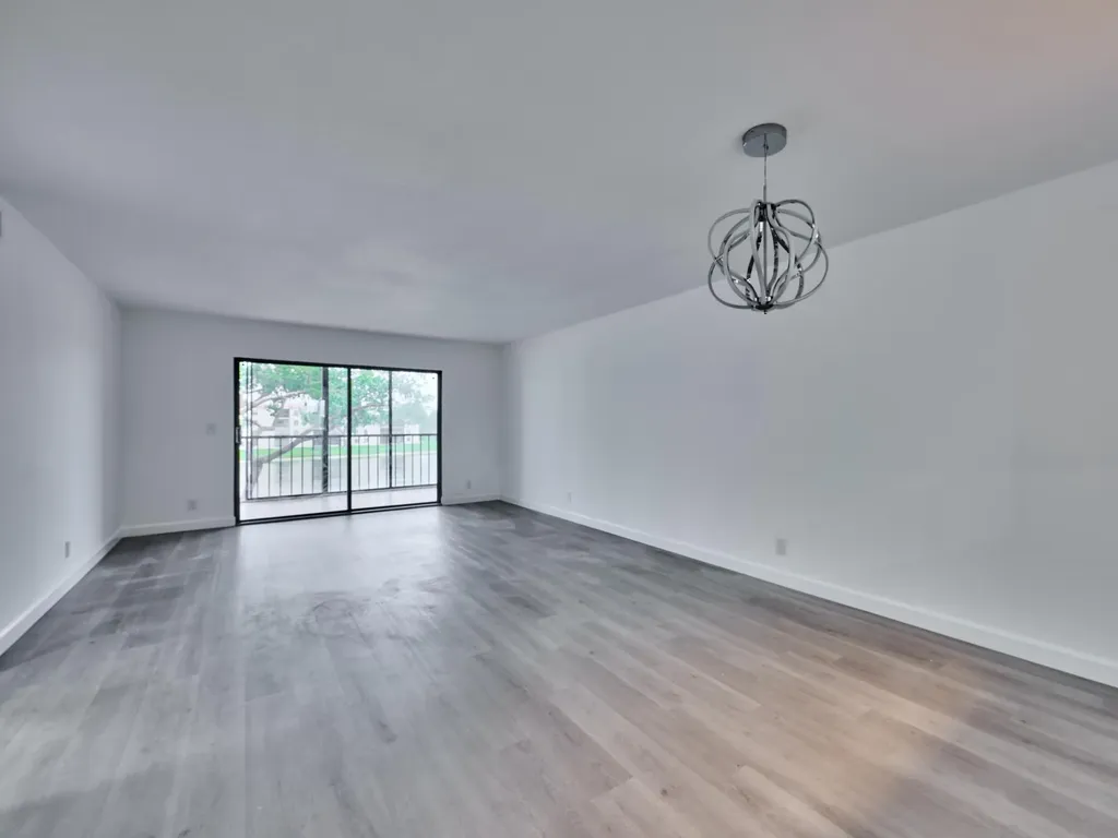 6193 Pointe Regal Circle Delray Beach FL 33484