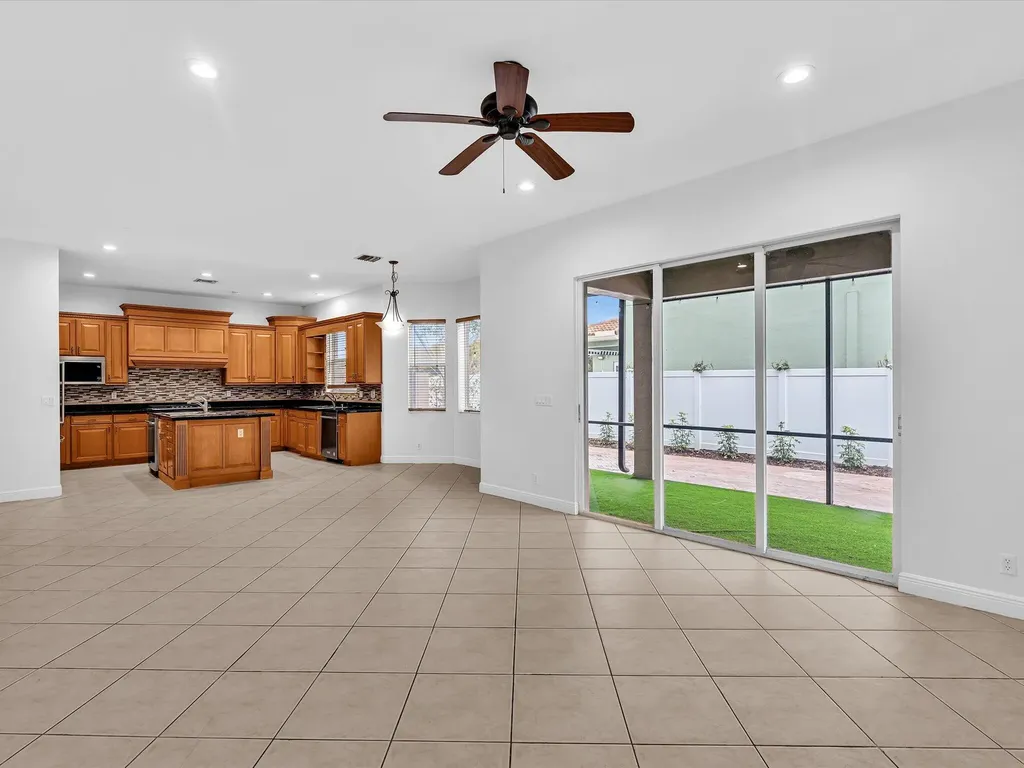 10844 Lake Wynds Court Boynton Beach FL 33437