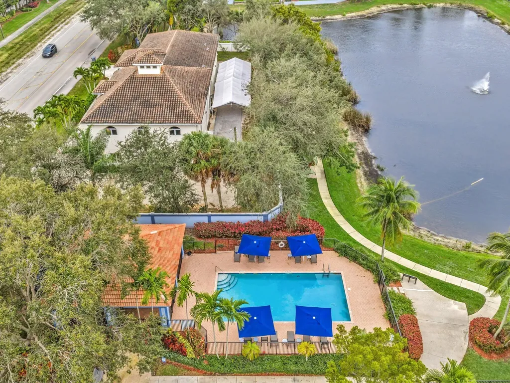 10844 Lake Wynds Court Boynton Beach FL 33437