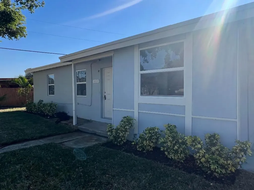 4611 NE 15th Avenue Pompano Beach FL 33064
