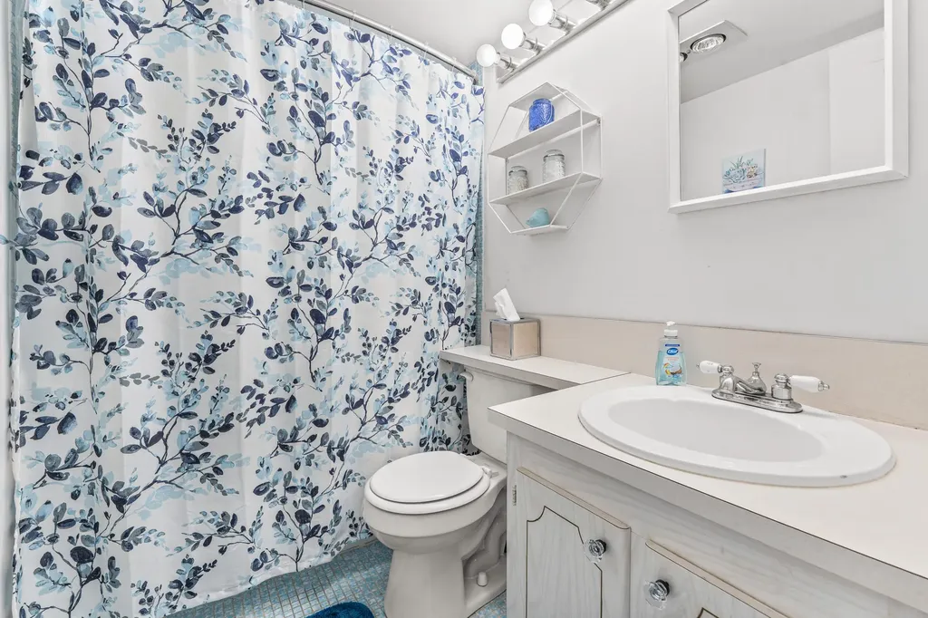 309 Sheffield M West Palm Beach FL 33417