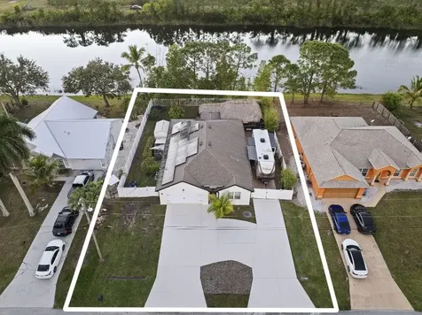 4682 SW Babylon Street Port St Lucie FL 34953